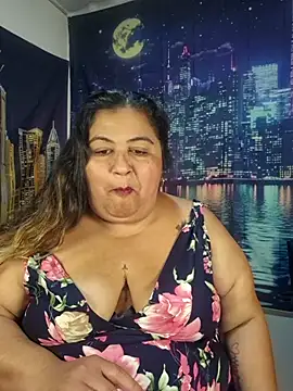 curvy diva  online show from April 2026 02:55:01 PM