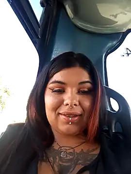 snow belle online show from October 2025 12:56:01 PM