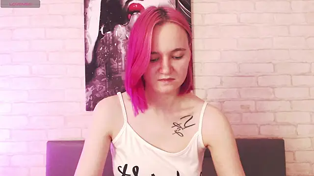 Ericha Stone online show from September 2025 02:35:02 AM