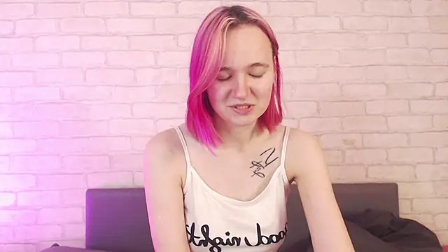 Ericha Stone online show from October 2025 01:17:02 AM