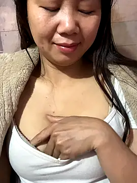 Binjt online show from December 2025 11:43:01 PM