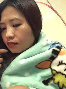 Snapshot of LiLy-0477 chatting on October 2025 08:33:02 AM LiLy-0477 online show from October 2025 08:33:02 AM