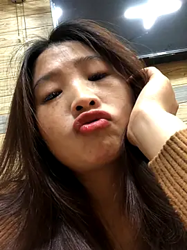 Snapshot of LiLy-0477 chatting on October 2025 05:32:02 PM LiLy-0477 online show from October 2025 05:32:02 PM