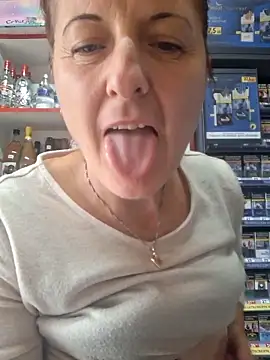 Fluturas2 online show from September 2025 11:26:01 AM