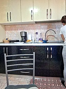 Fluturas2 online show from October 2025 12:11:01 PM