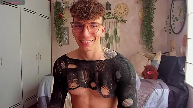 estebandi do online show from February 2026 07:08:02 PM