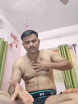 Frvgggghh online show from December 2025 08:20:01 AM