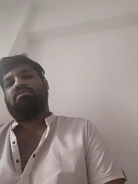 vinay smalldick online show from April 2026 01:14:02 AM