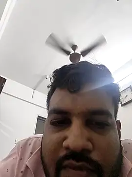 vinay smalldick online show from April 2026 02:10:01 PM