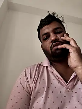 vinay smalldick online show from May 2026 11:34:04 PM
