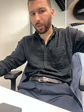 speddy34 online show from October 2025 06:36:01 AM