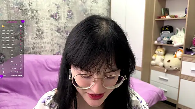 Snapshot of FakeLamb chatting on September 2025 12:10:01 PM FakeLamb online show from September 2025 12:10:01 PM