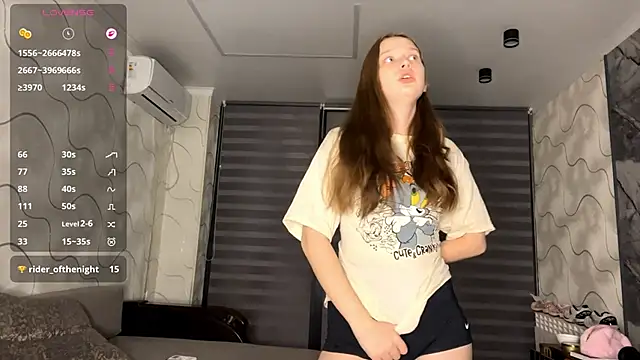 CharlynDini online show from December 2025 03:08:02 PM