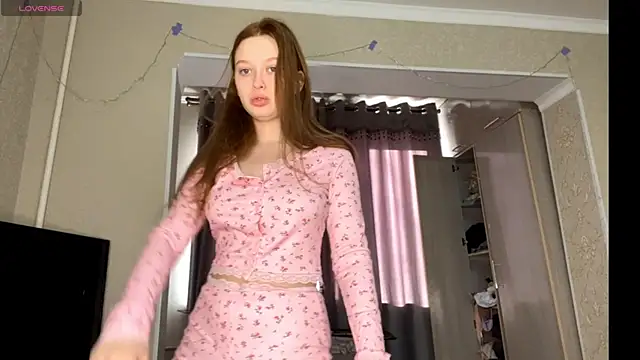 CharlynDini online show from January 2026 05:09:01 AM