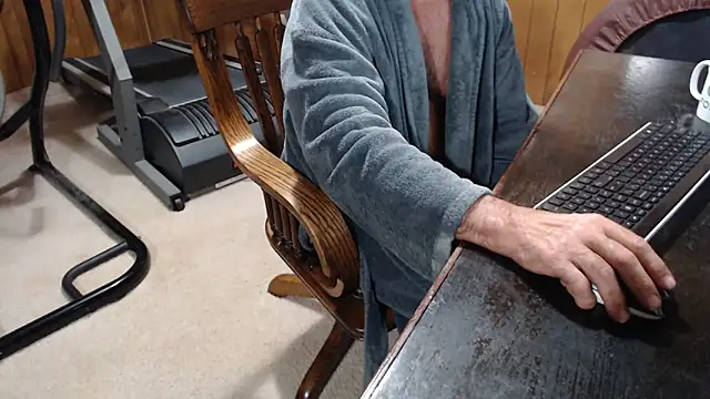 Snapshot of billy471 chatting on October 2025 10:35:02 AM billy471 online show from October 2025 10:35:02 AM