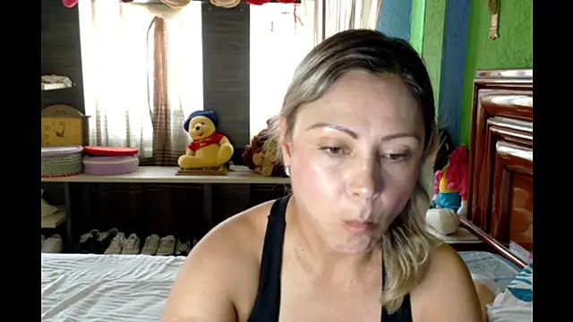 Snapshot of _Charlize_theron_ chatting on May 2026 07:20:02 PM Charlize theron online show from May 2026 07:20:02 PM