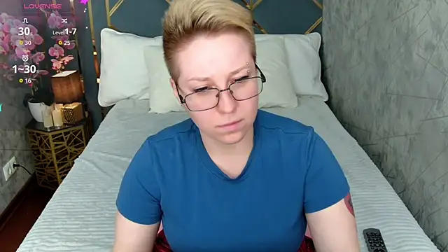 AlexandraGreen online show from October 2025 10:06:02 PM