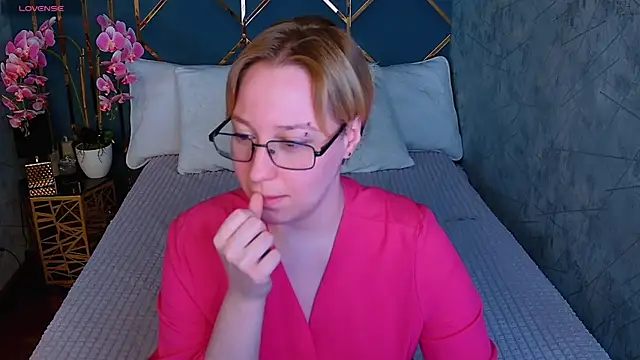 AlexandraGreen online show from May 2026 11:35:01 PM