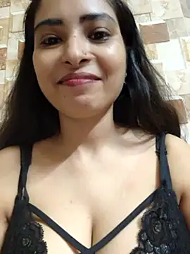 QUEEN-ADITI online show from October 2025 02:06:01 AM