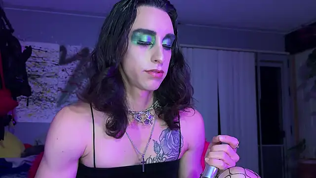 xoFrankie online show from September 2025 05:11:02 AM