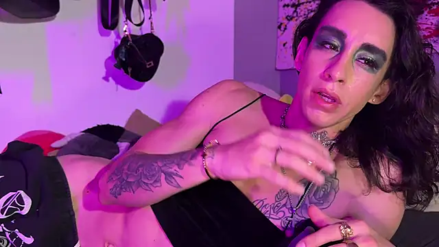 xoFrankie online show from September 2025 06:22:02 PM