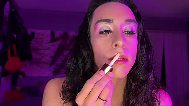 xoFrankie online show from October 2025 03:49:01 AM