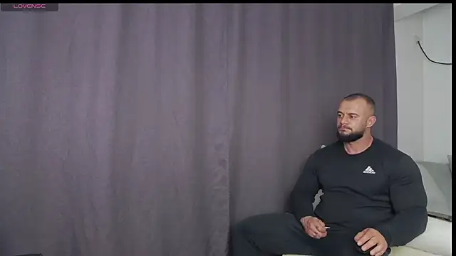 Snapshot of RickyMiami1 chatting on October 2025 07:46:02 PM RickyMiami1 online show from October 2025 07:46:02 PM