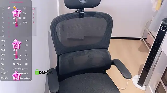 Snapshot of Zora_888 chatting on September 2025 05:03:02 PM Zora 888 online show from September 2025 05:03:02 PM