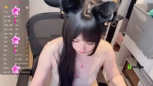 Snapshot of Zora_888 chatting on September 2025 05:04:01 PM Zora 888 online show from September 2025 05:04:01 PM