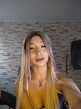 Ella rr online show from April 2026 10:34:02 PM