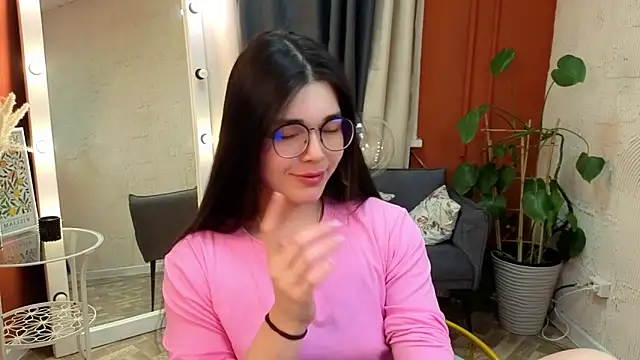 Snapshot of Albi_Glow chatting on March 2026 05:49:01 PM Albi Glow online show from March 2026 05:49:01 PM