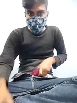 YourTarzan online show from December 2025 08:07:02 AM