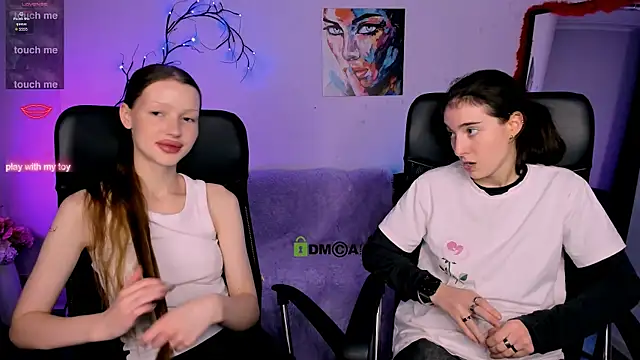 khloebeauty online show from December 2025 08:14:02 PM