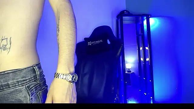 dilan hott  online show from January 2026 03:49:01 PM