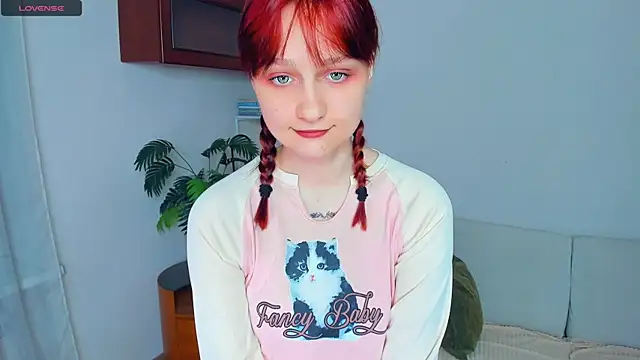 KatyKufel online show from November 2025 06:42:02 PM