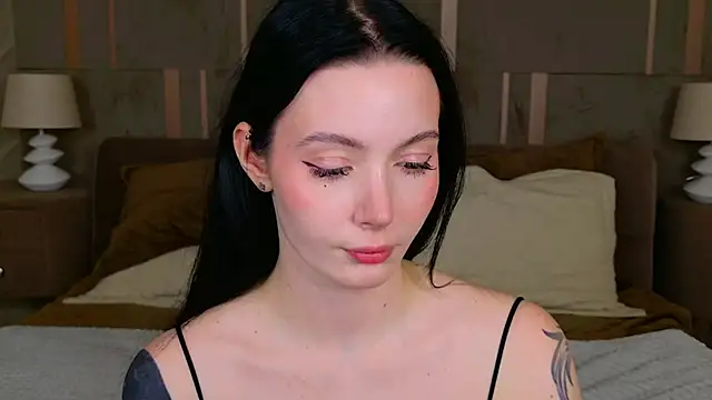 Goldy Stark online show from November 2025 08:43:01 PM