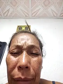 Naomi-Mature online show from September 2025 06:58:02 AM