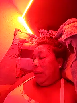 Naomi-Mature online show from November 2025 08:02:02 AM