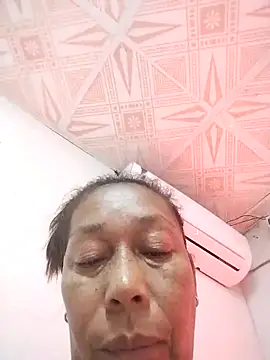 Naomi-Mature online show from December 2025 08:23:01 AM