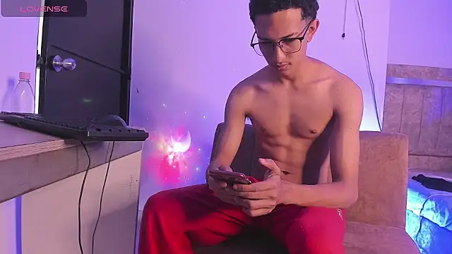 Cj davis  online show from October 2025 08:08:02 PM