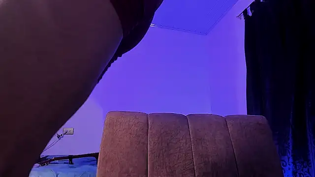 Cj davis  online show from October 2025 03:51:02 AM