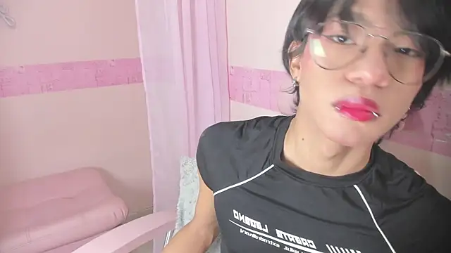 Liam evvan online show from October 2025 04:20:02 AM