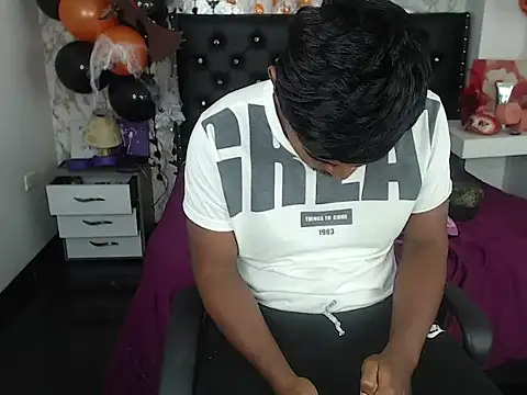 Adam Morgan2 online show from October 2025 09:32:01 AM