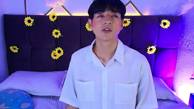 AleAurarashi online show from April 2026 03:20:02 AM