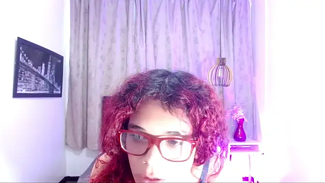 Snapshot of luisa__torres chatting on July 2026 03:17:02 AM luisa torres online show from July 2026 03:17:02 AM