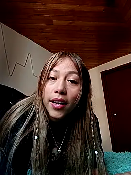 Snapshot of Anto_torres chatting on October 2025 07:21:01 PM Anto torres online show from October 2025 07:21:01 PM