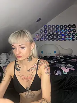 FluffySlutt online show from September 2025 02:30:02 PM