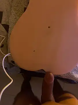 Dani3l17  online show from April 2026 07:24:01 AM