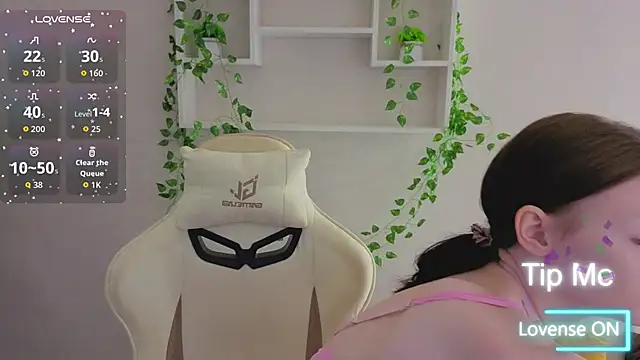 Jennie Hunter online show from December 2025 09:40:02 AM