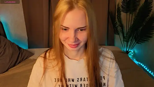 Jennie Hunter online show from April 2026 09:27:01 AM